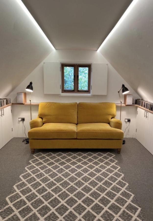 Danny Lodge - Country Cottage Near Brighton By Huluki Sussex Stays Hurstpierpoint Экстерьер фото