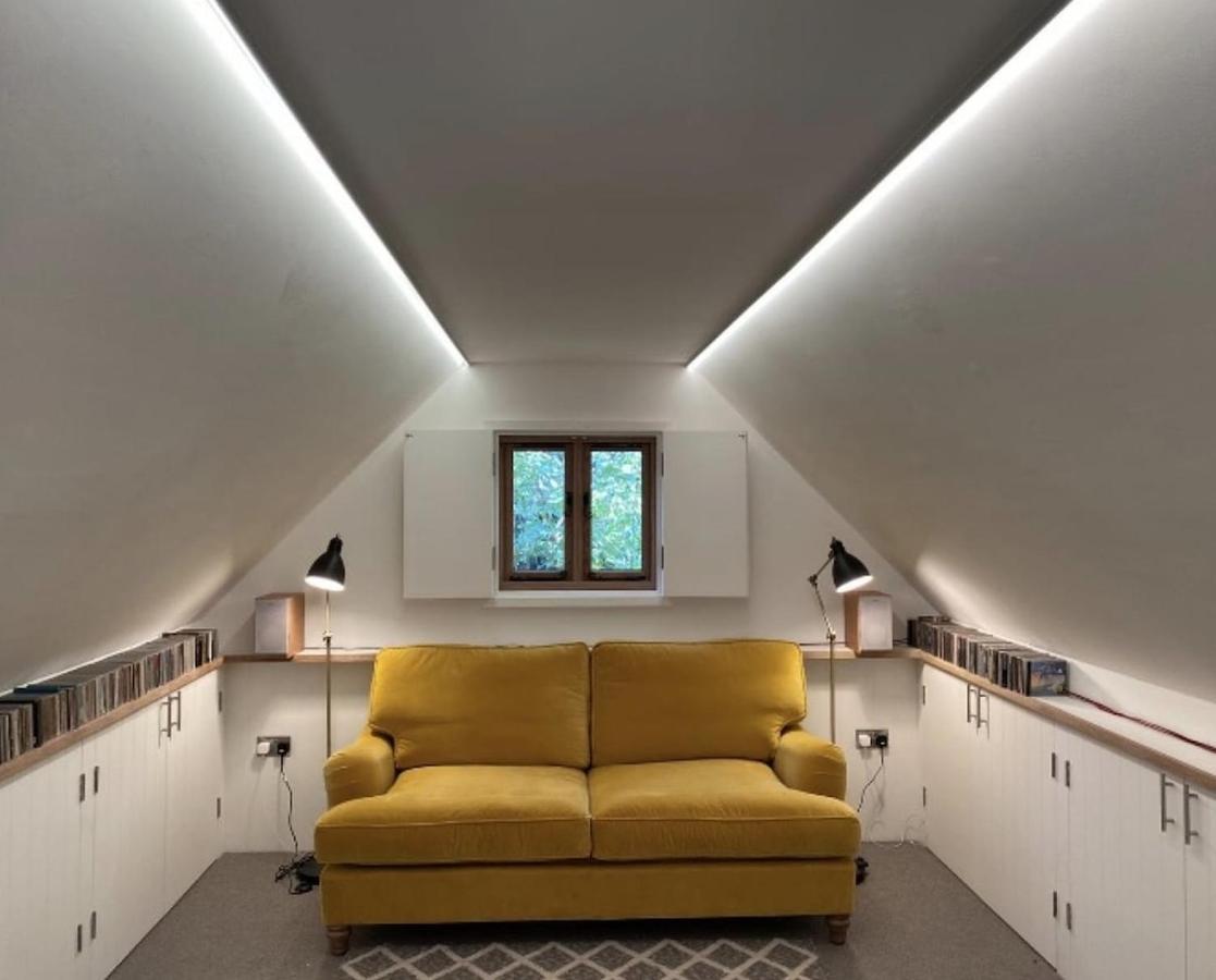 Danny Lodge - Country Cottage Near Brighton By Huluki Sussex Stays Hurstpierpoint Экстерьер фото