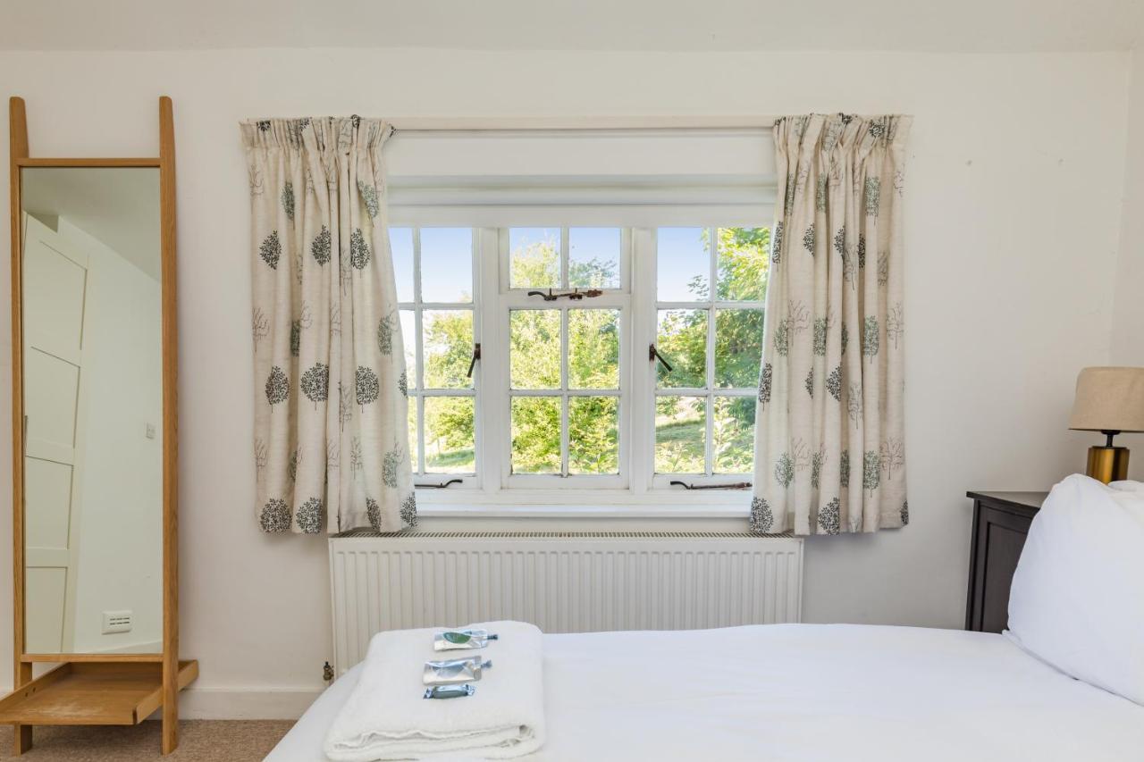 Danny Lodge - Country Cottage Near Brighton By Huluki Sussex Stays Hurstpierpoint Экстерьер фото